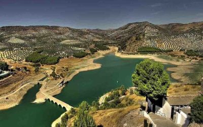 Pesca en el Embalse de Iznájar