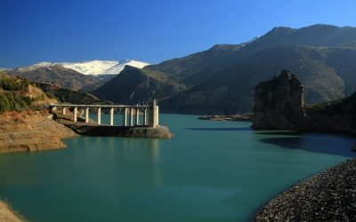 Pesca en el Embalse de Canales