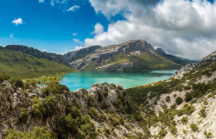 Pesca en el Embalse de Cúber